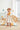 Kind mit Poncho