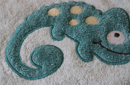 besticktes Babygeschenk