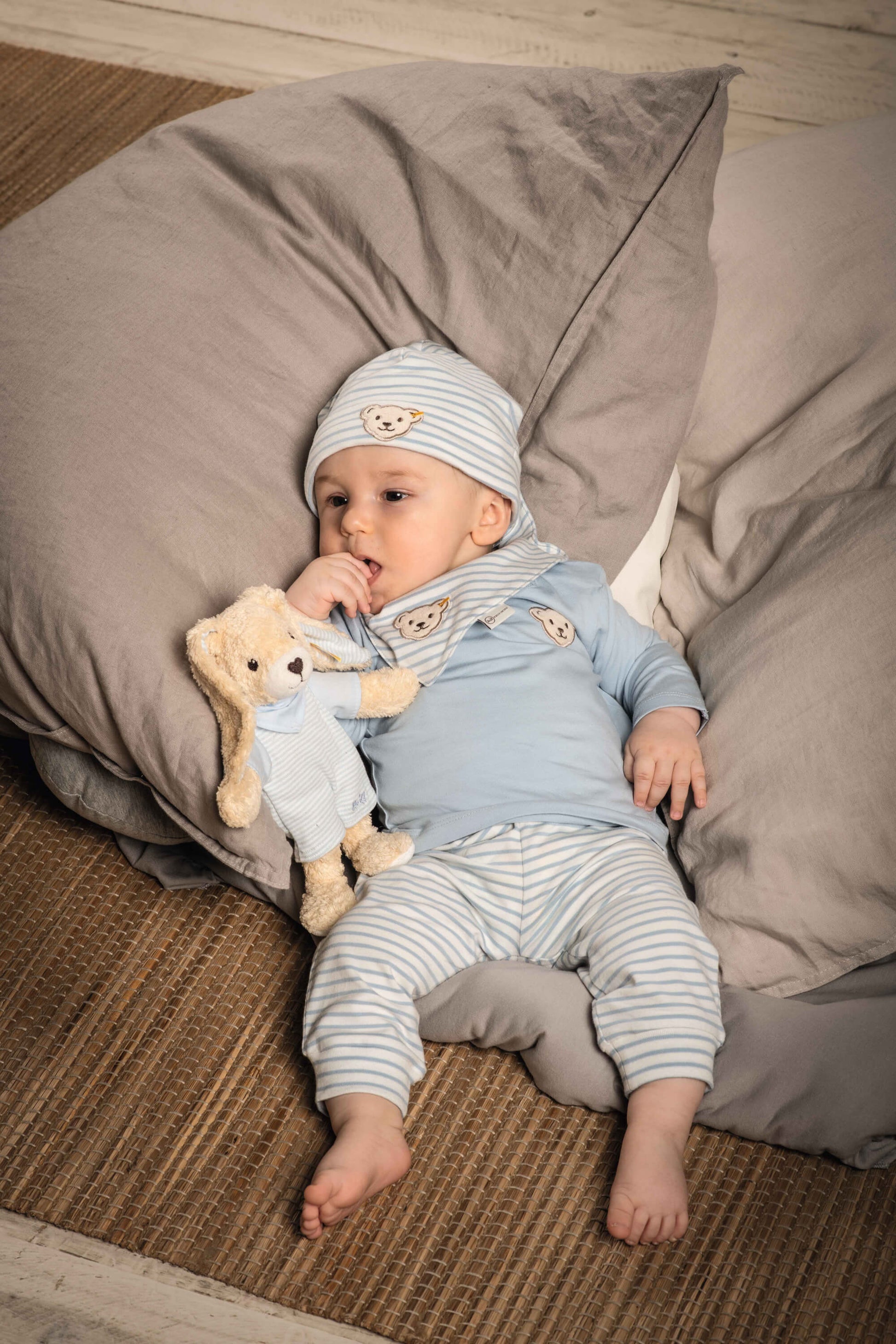 baby junge steiff