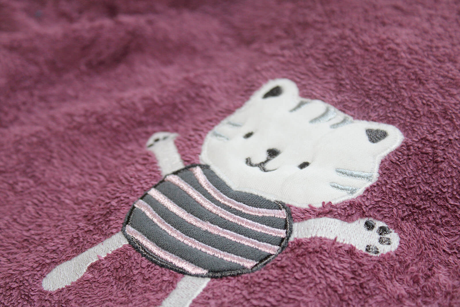 handtuch kinder lila katze